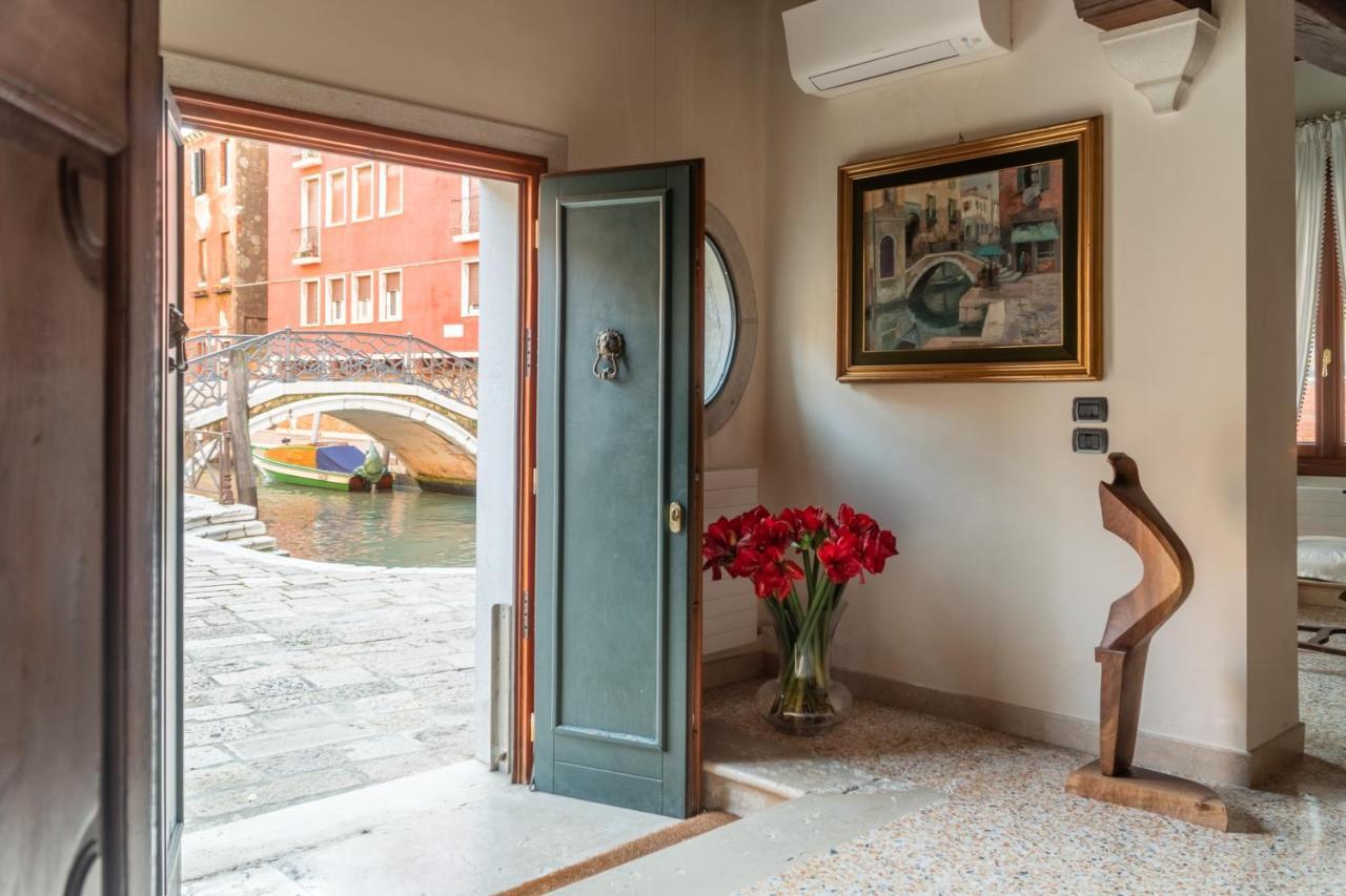 Garden Mansion With Private Mooring R&R Lejlighed Venedig Eksteriør billede